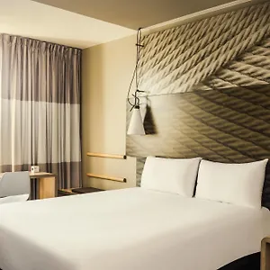 *** Hotel Ibis Paris Coeur D'orly Airport Francia