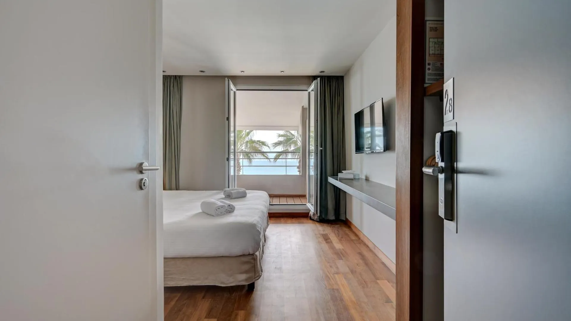 ***  Hotel Bor Hyeres France