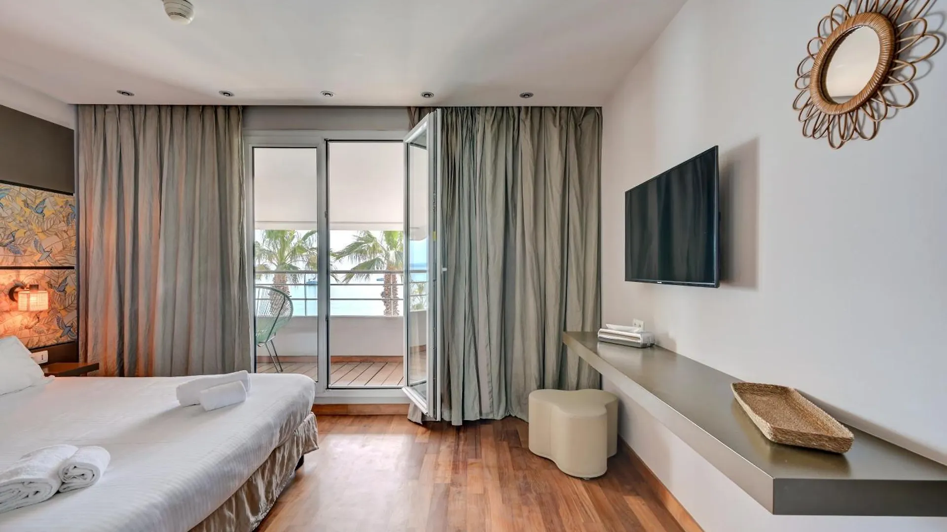 Hotel Bor Hyeres