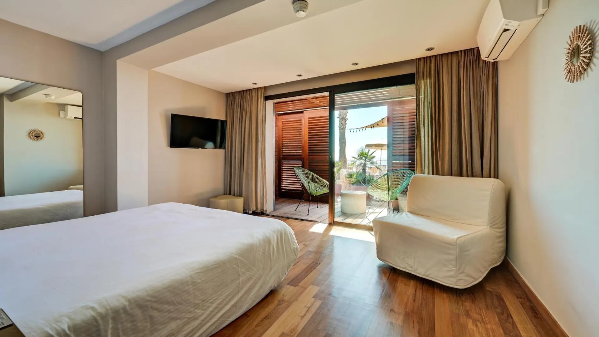 Hotel Bor Hyères